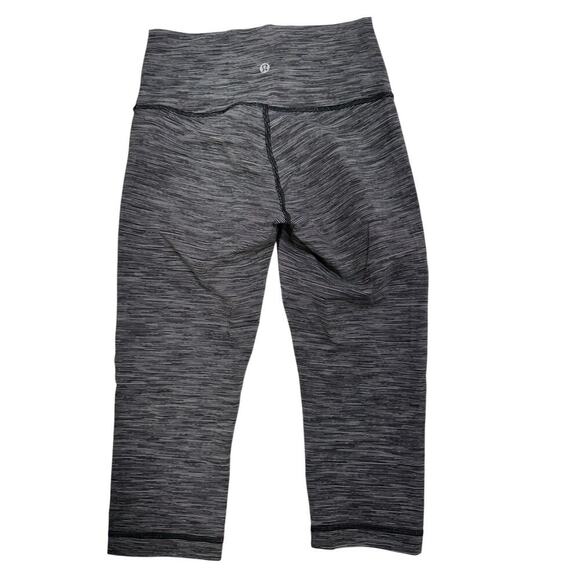 Lululemon Wunder Under Crop (Hi-Rise) (Full-On Luon 21") Gray Size 6 - Picture 7 of 13
